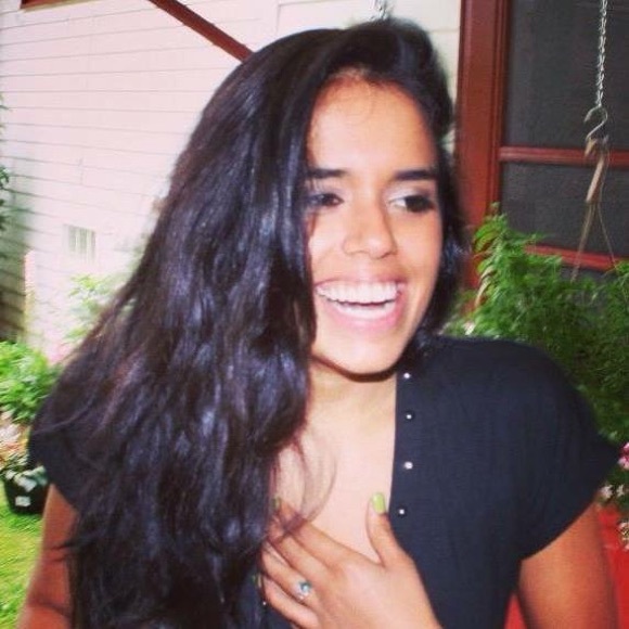 Meet your posher, Monica. - Picture 1 of 1